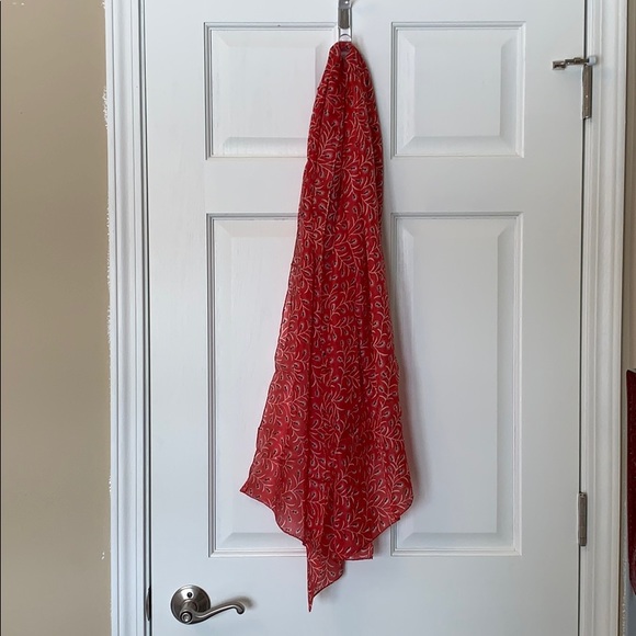 Silk Scarf Made in India - Picture 2 of 5